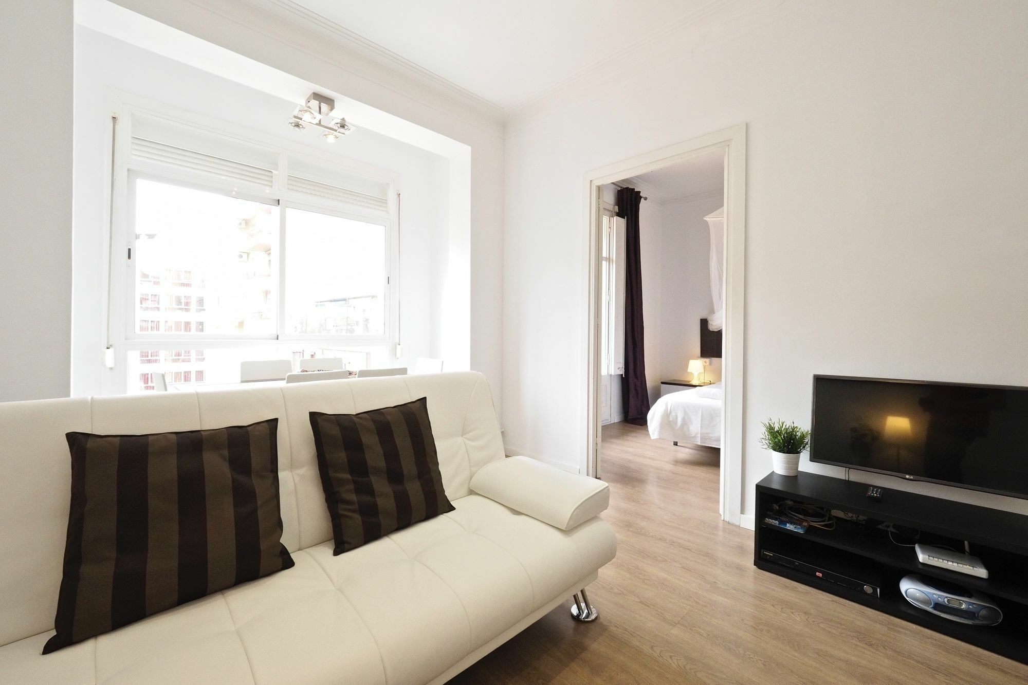 Suites4Days Sagrada Familia Apartment Барселона Екстериор снимка
